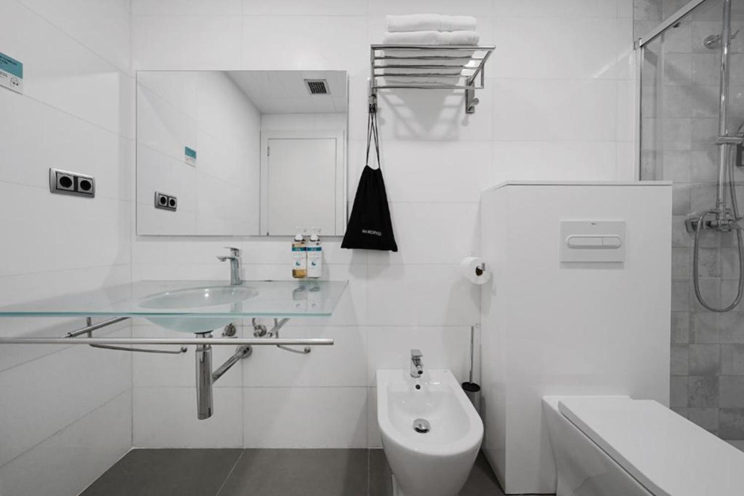 Ola Living Plaza Catalunya Apartment Барселона Екстериор снимка